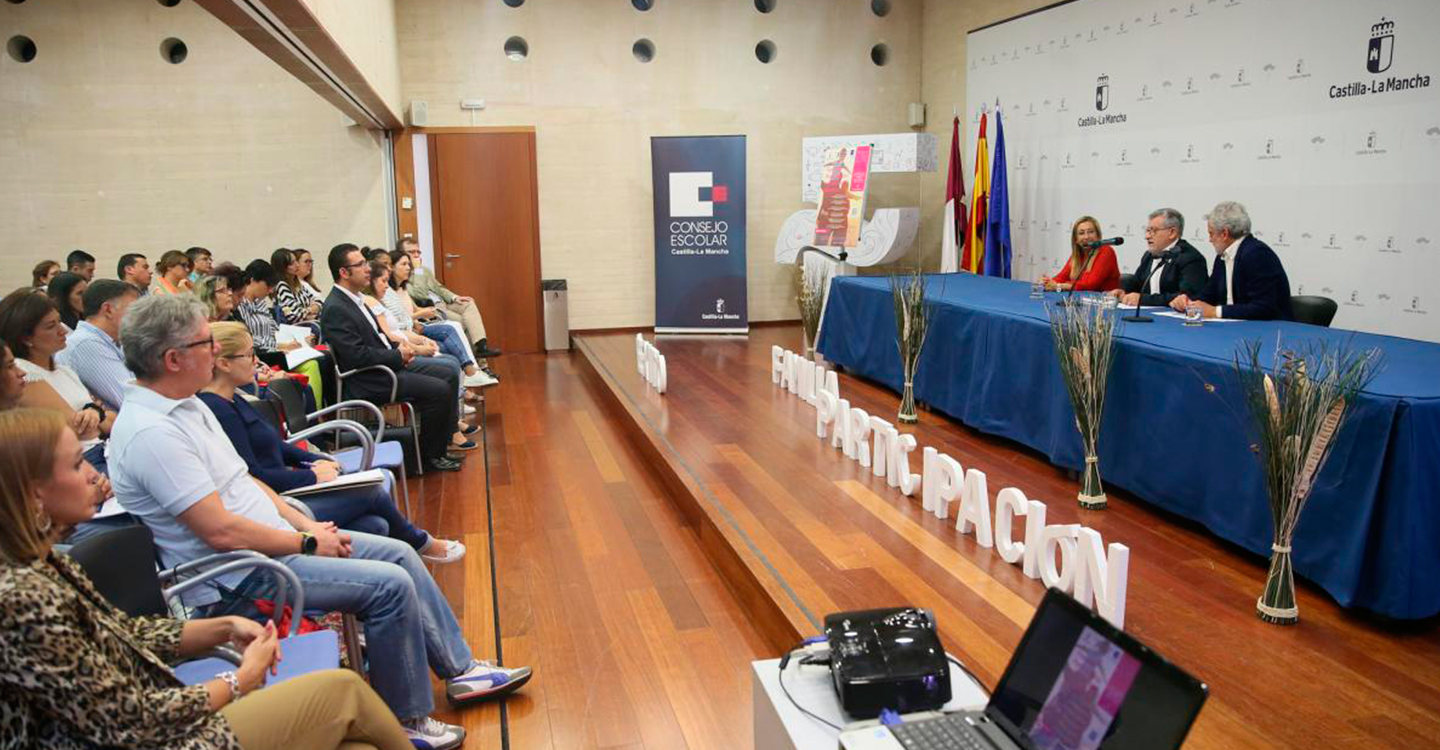 El Gobierno regional espera que las AMPAS se impliquen en acciones del Plan de Apoyo y Refuerzo Educativo que está ultimándose