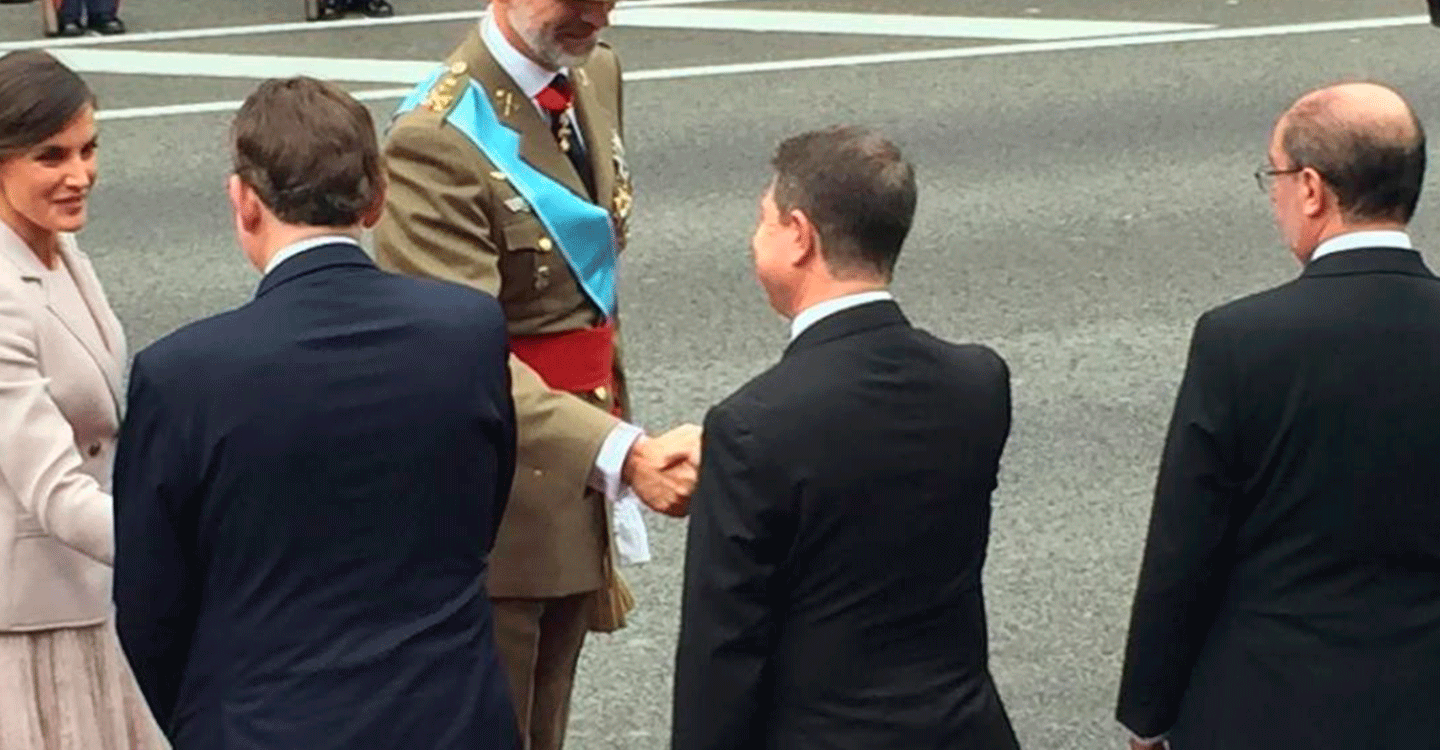 El presidente García-Page reafirma su apoyo a la figura del rey Felipe VI y a su “buen hacer” ante el desafío independentista