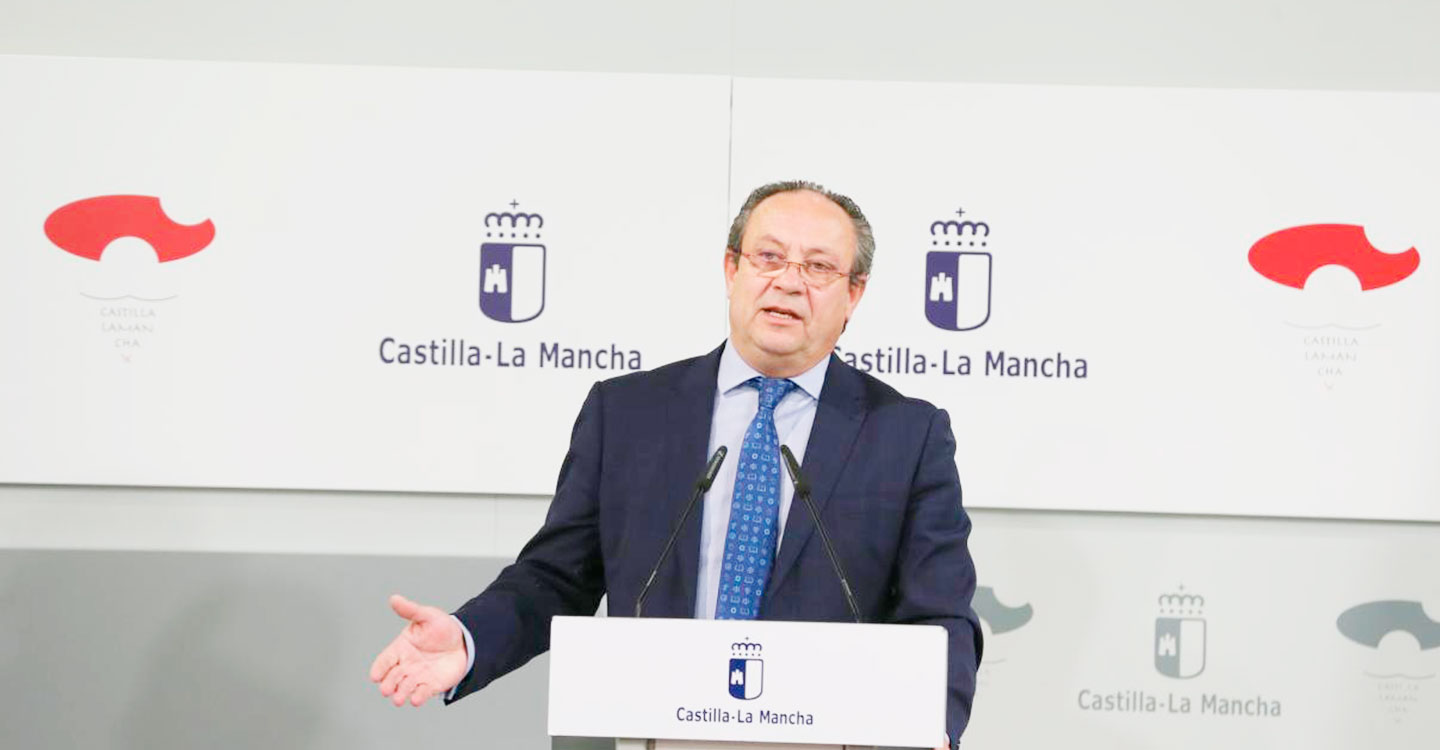 El Gobierno de García-Page incrementa las retribuciones de los empleados públicos de Castilla-La Mancha hasta un 13,5 por ciento esta legislatura