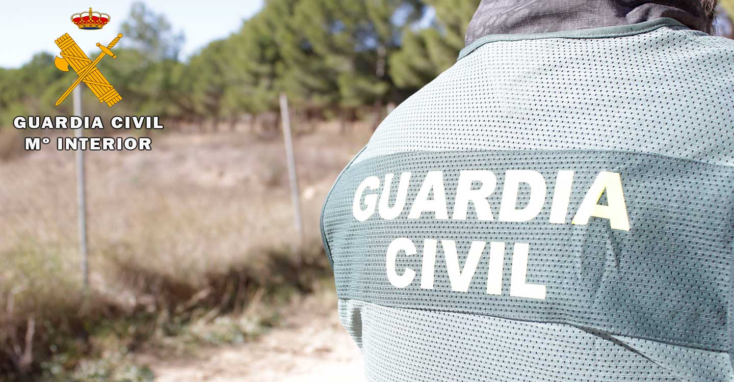 La Guardia Civil detiene a una persona e investiga a otra por contratar líneas de teléfono, cuentas bancarias y productos de crédito de forma fraudulenta