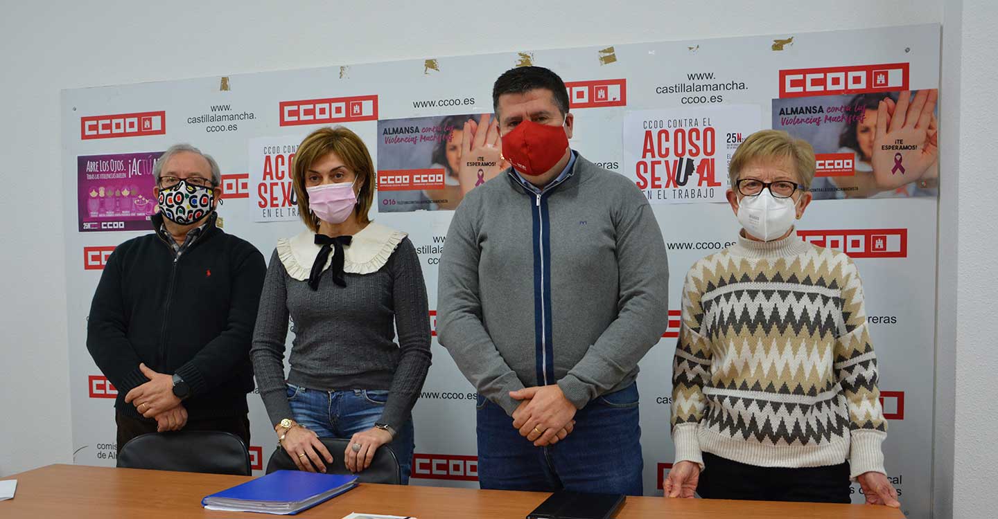 CCOO y UGT Albacete concluyen la campaña informativa de la Reforma Laboral en Almansa 