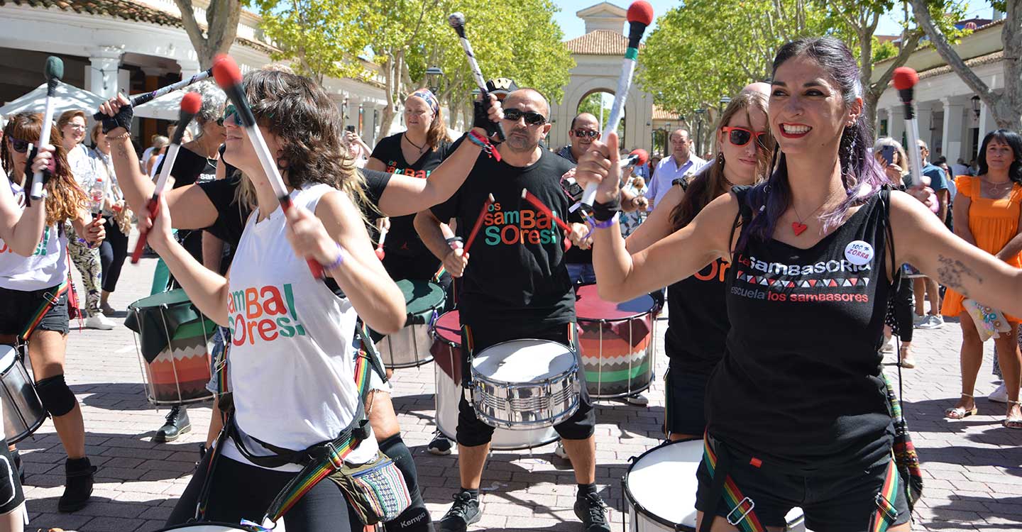 CCOO y el Consejo Municipal de las Mujeres y de la Igualdad de Albacete condenan la violencia machista “a ritmo de batucada” 