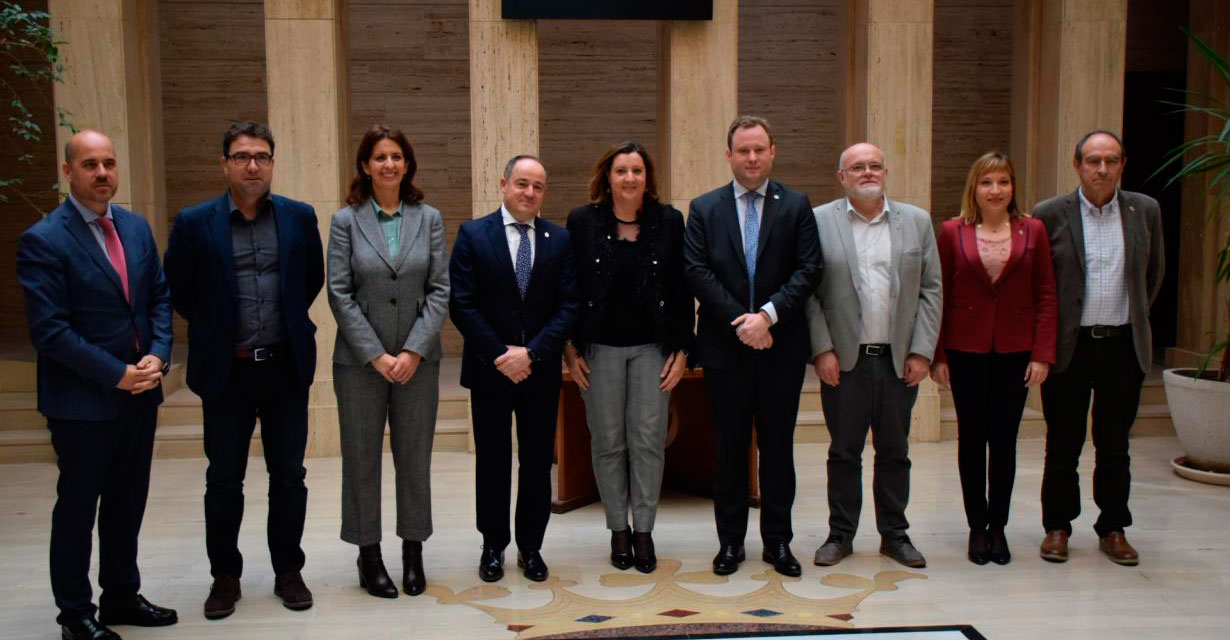 El Gobierno de Castilla-La Mancha y el Ayuntamiento sumarán esfuerzos para la promoción empresarial y generación de oportunidades de empleo en Albacete