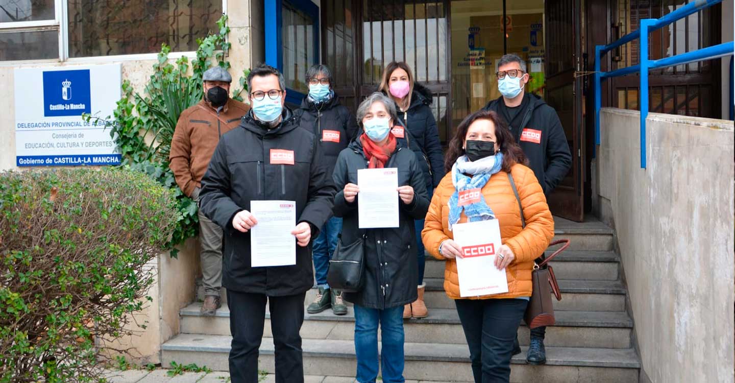 CCOO pide un permiso retribuido para las personas trabajadoras de la Enseñanza que tengan que cuidar a menores o dependientes con Covid