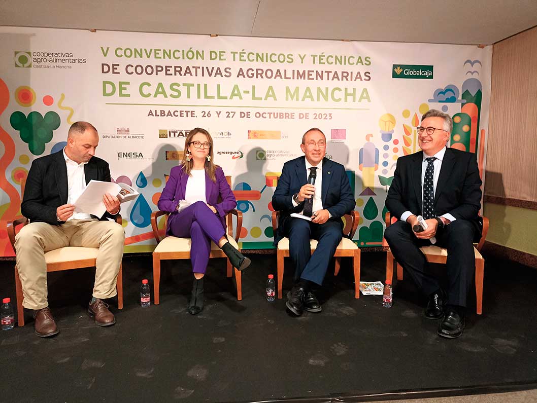 La V Convención de Técnicos y Técnicas de Cooperativas Agro-alimentarias congrega en Albacete a un centenar de sus profesionales