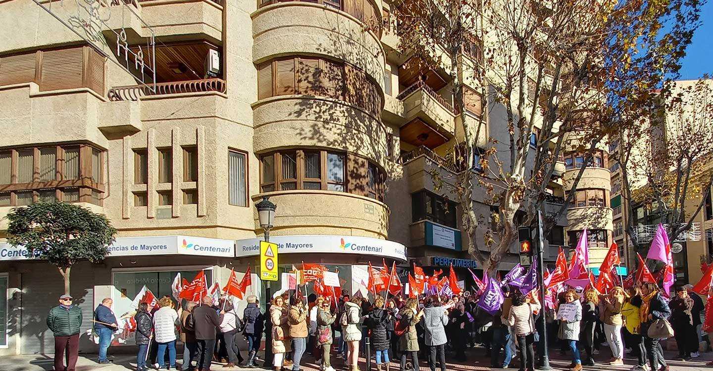 CCOO y UGT reivindican el logro del cobro de las pagas extras en Centenari Salud Albacete 