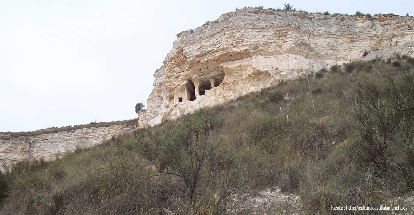Cuevas naturales de Castilla-La Mancha: "Cueva de La Camareta"