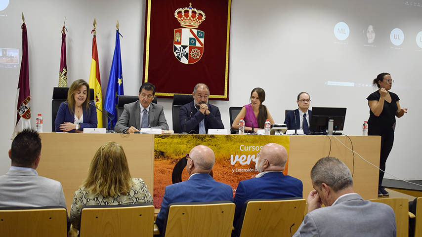 Los Cursos de Verano de la UCLM finalizan en Albacete con un seminario sobre discapacidad, zonas rurales y digitalización