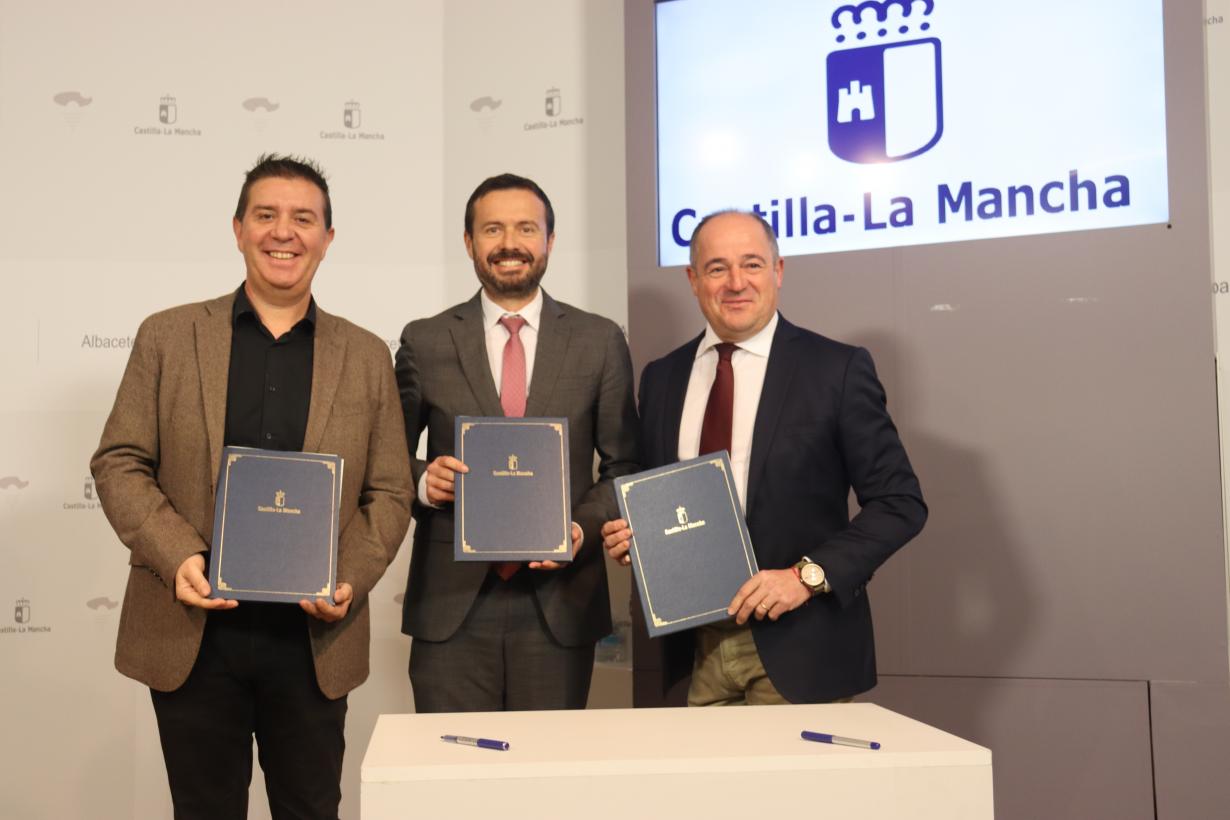 La Diputación de Albacete y el Ayuntamiento firman un convenio en materia de consumo