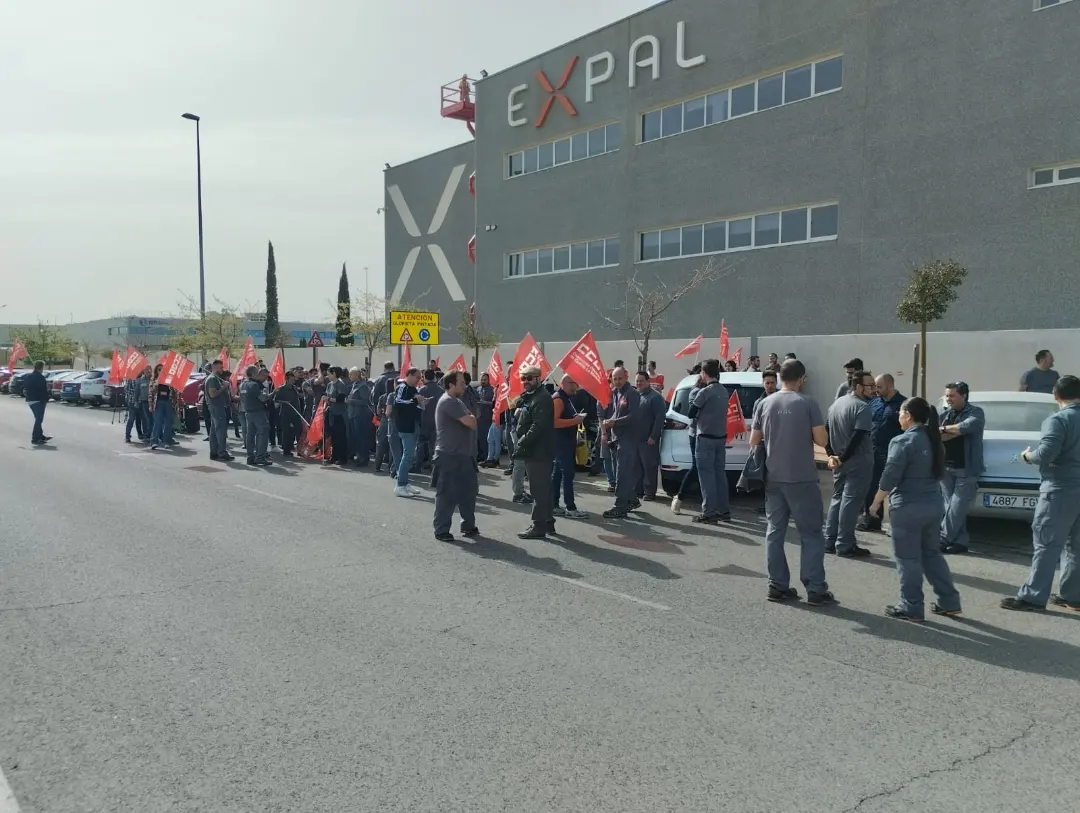 Se recrudece el conflicto laboral en la factoría de EXPAL Albacete 