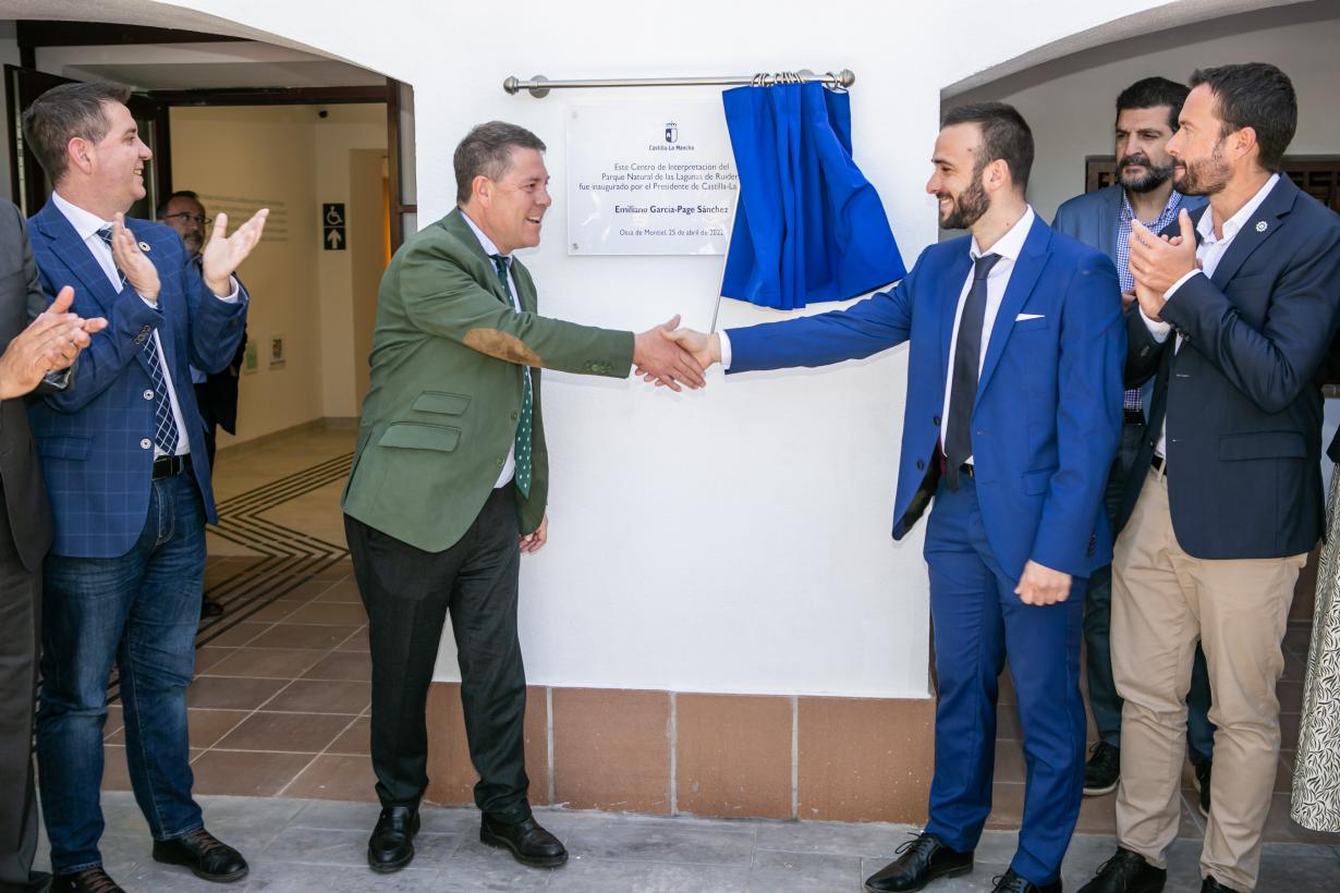 García-Page inaugura el Centro de Interpretación de las Lagunas de Ruidera