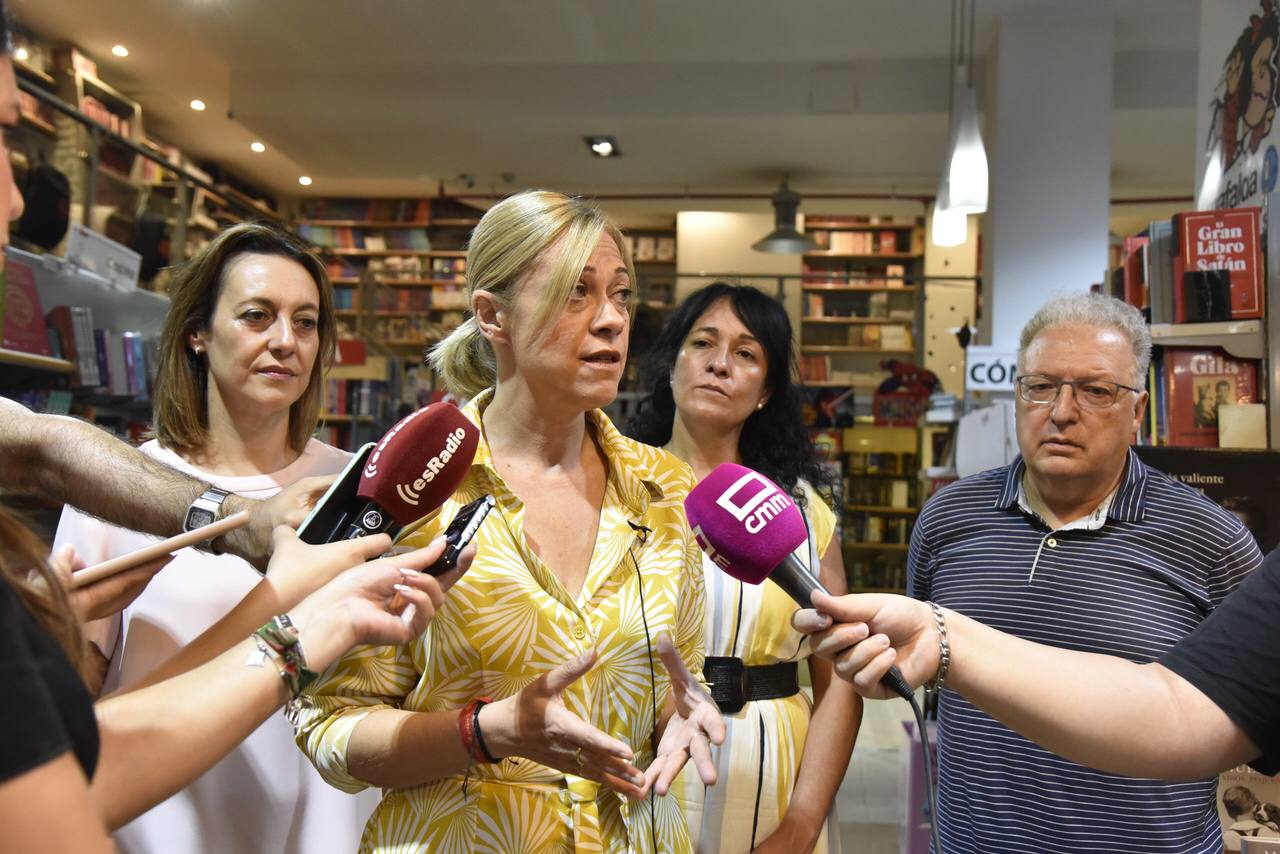 Carmen Picazo insiste: La gratuidad de los libros de texto no solo es un derecho, es también una urgencia