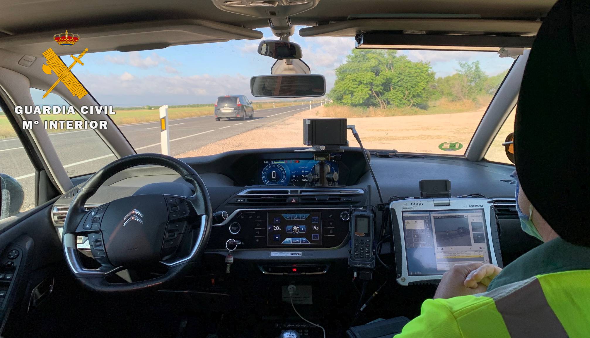 La Guardia Civil de Albacete investiga al conductor de un turismo por un delito contra la seguridad vial por circular con exceso de velocidad