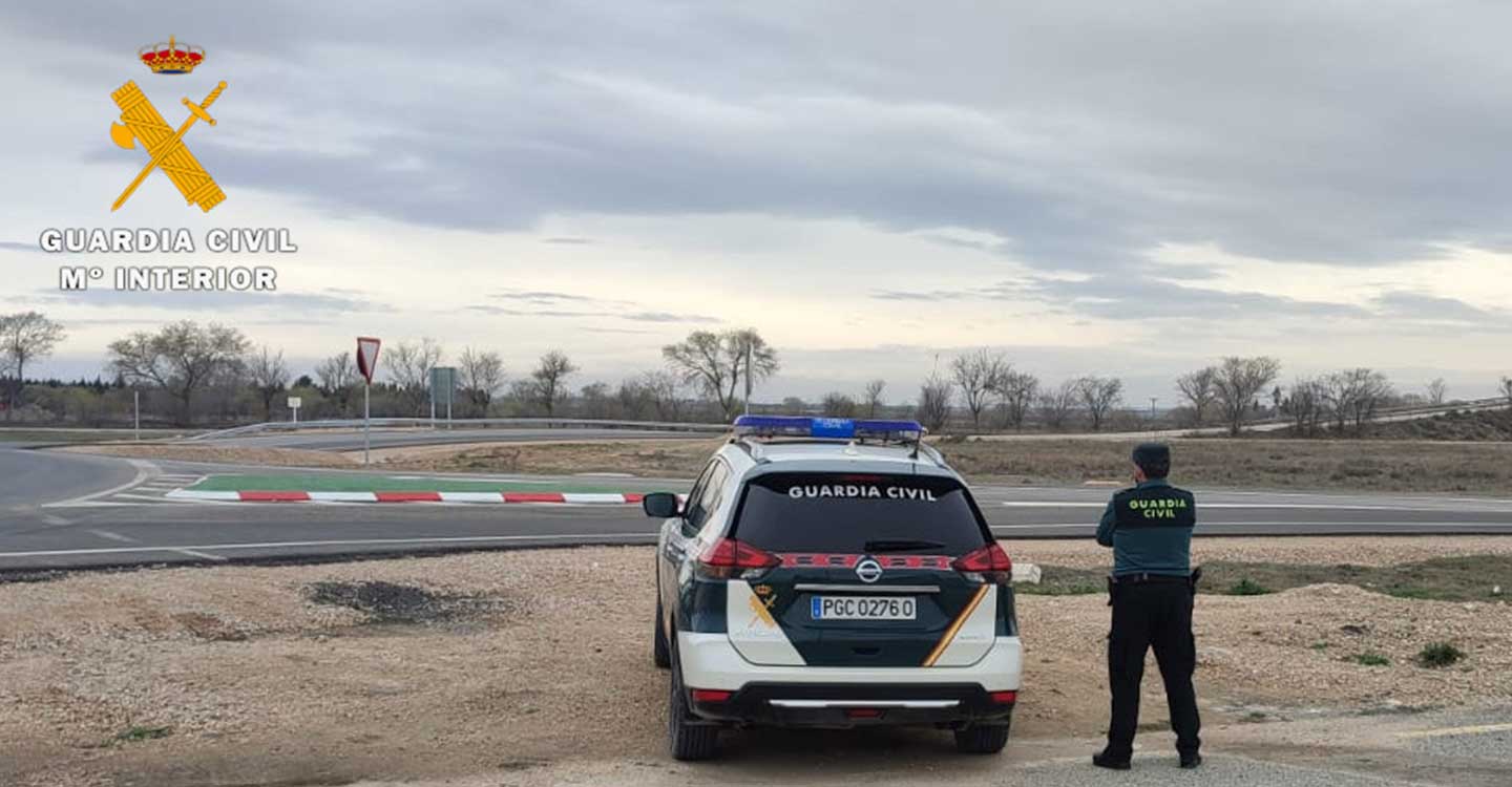 La Guardia Civil de Albacete auxilia a una persona que había sufrido un desvanecimiento en plena vía pública 