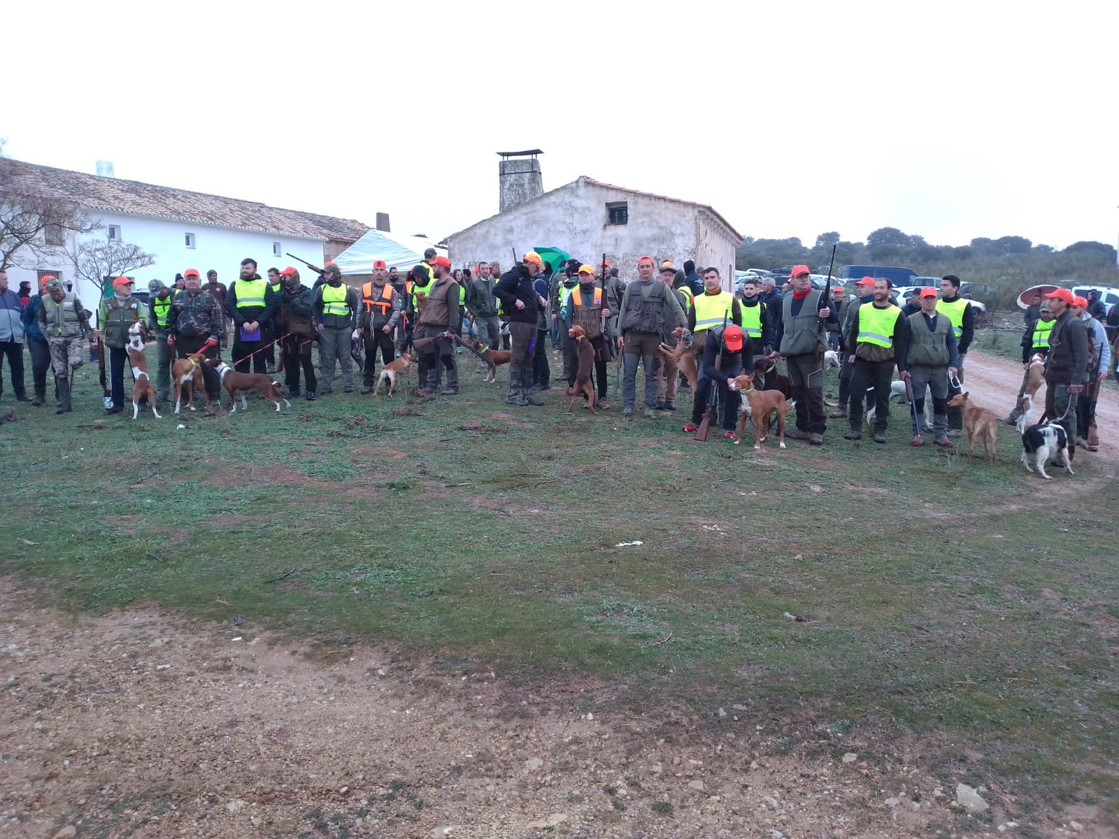 Huertas Morote, María Pilar Gento y Lucas Alarcón, campeones en el campeonato provincial de caza menor con perro de Albacete