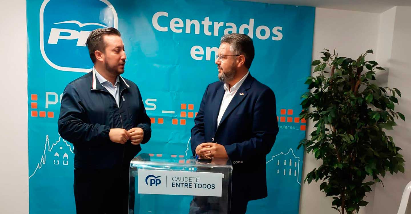 Moreno critica que Page vuelva a hacer gala de su cinismo, cuando los diputados socialistas de Castilla-La Mancha respaldan los pactos de Sánchez con Bildu