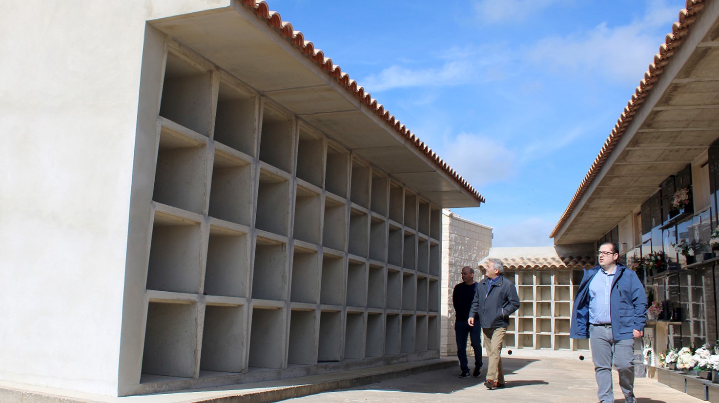 El Ayuntamiento de El Bonillo construye 88 nuevos nichos y crea 30 columbarios en el cementerio municipal