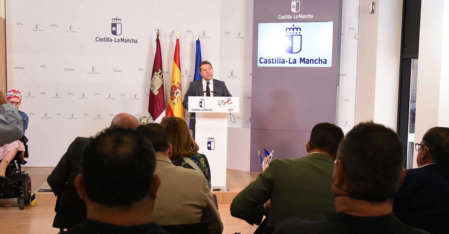 García-Page anuncia tres nuevos grados que se impartirán en la UCLM en el curso 2023-2024, Psicología, Matemáticas y Física