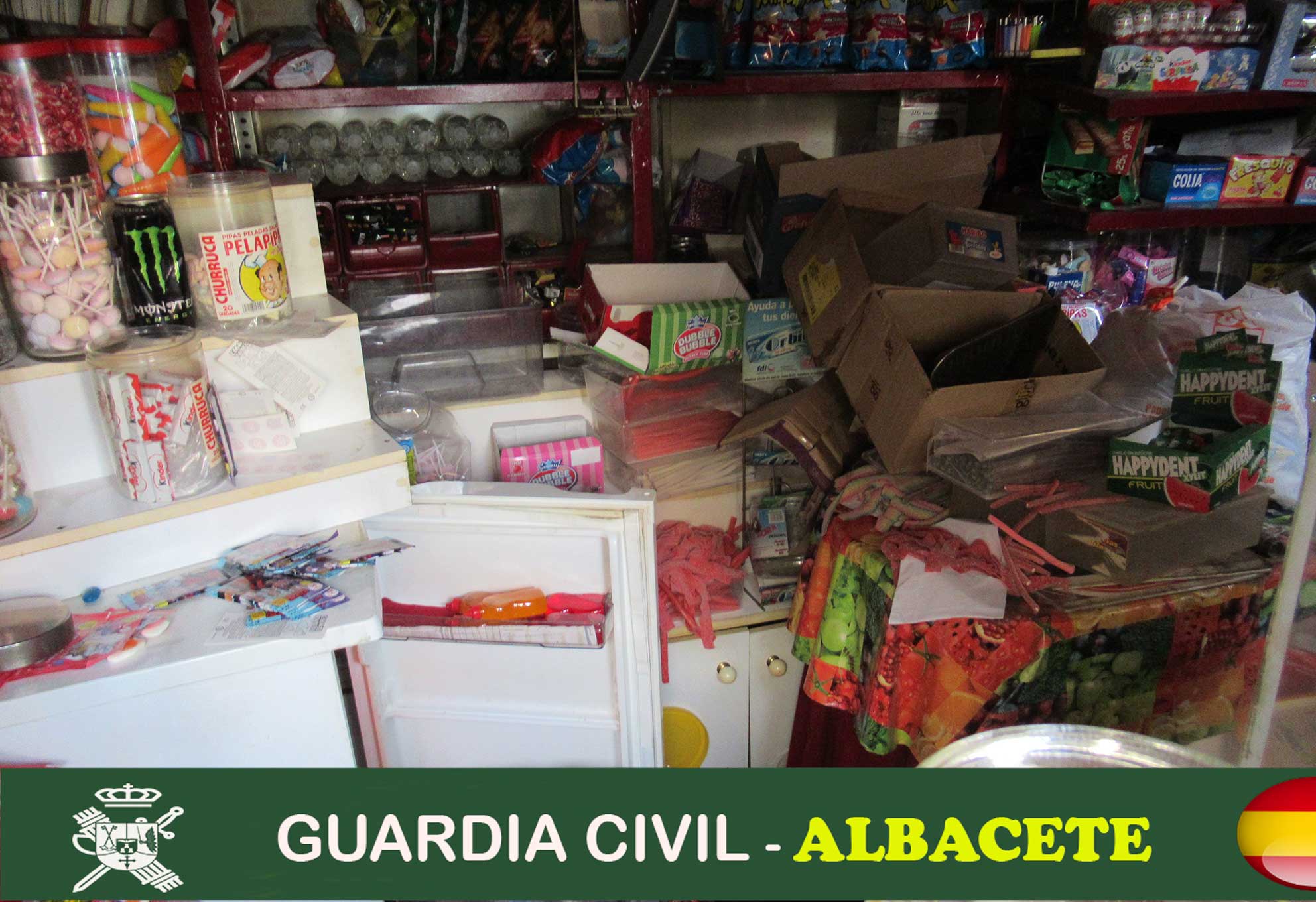 La Guardia Civil de Albacete detiene a una persona mientras robaba en el interior de un quiosco de Tobarra