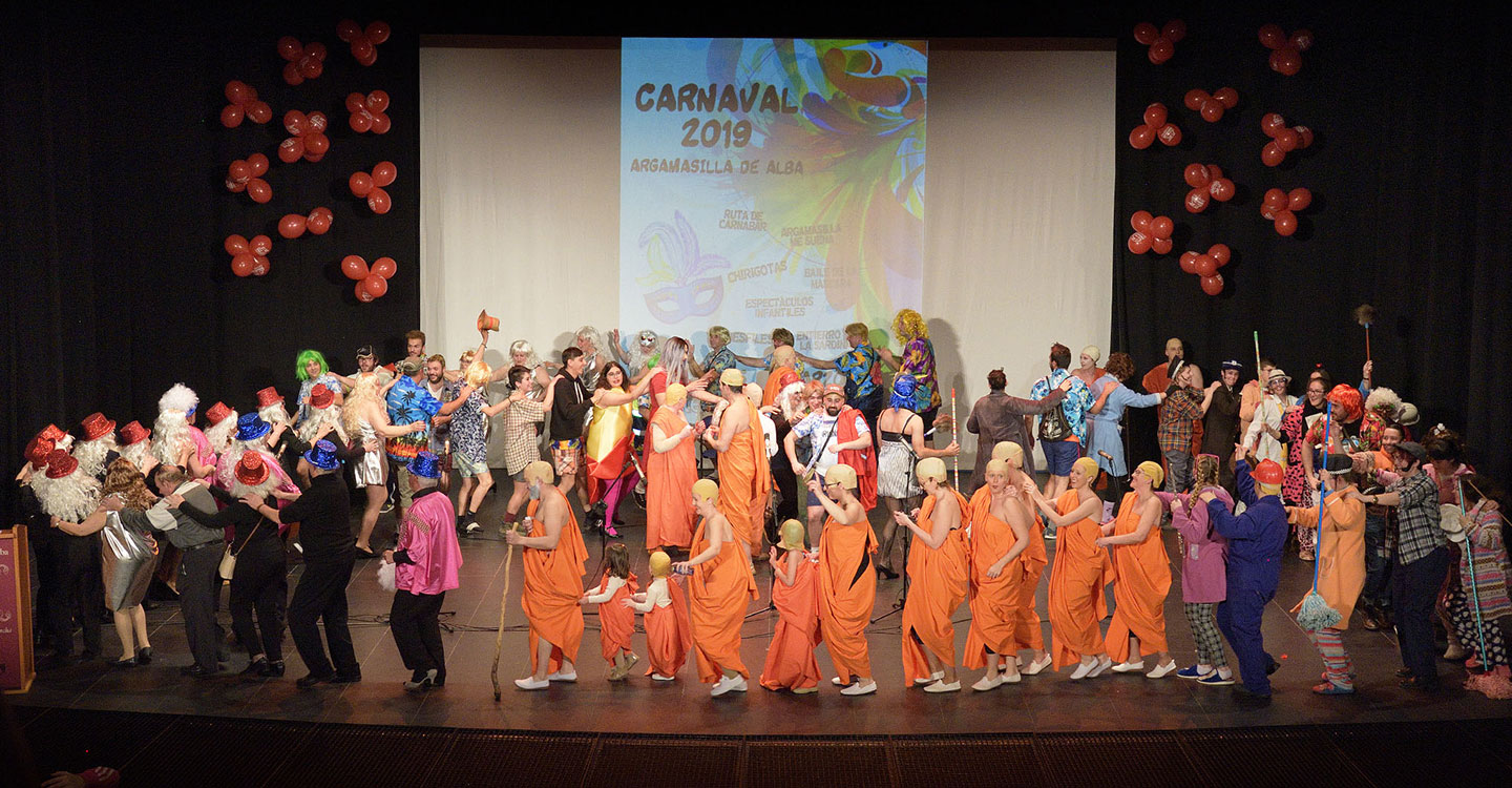 El pregón de Flores García Casillas da el pistoletazo de salida al Carnaval 2019 de Argamasilla de Alba