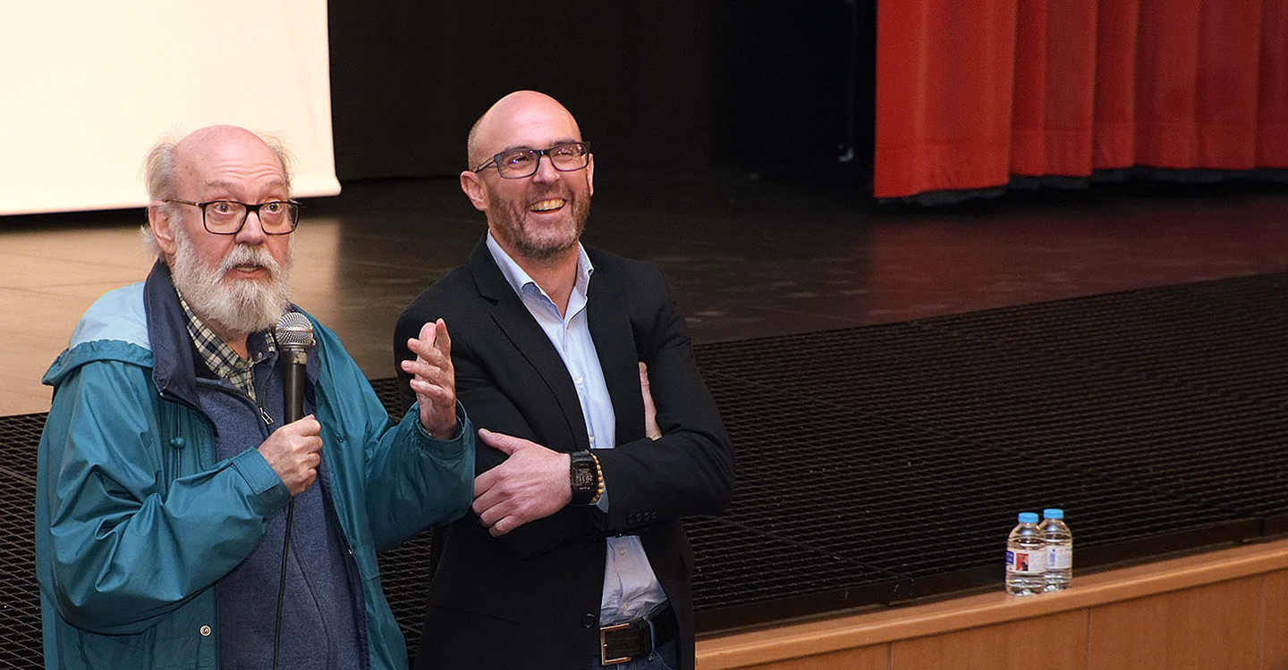 El maestro del “surrealismo o del hiperrealismo” cinematográfico español presentó en Argamasilla de Alba ‘Tiempo después’