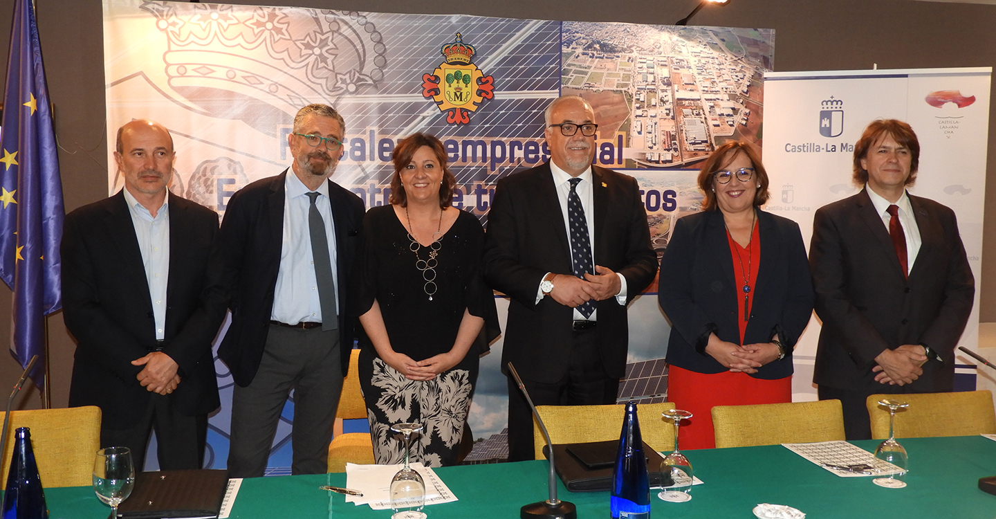 Manzanares tendrá en 2019 "una de las mayores instalaciones fotovoltaicas del mundo", con una inversión de 230 millones de euros