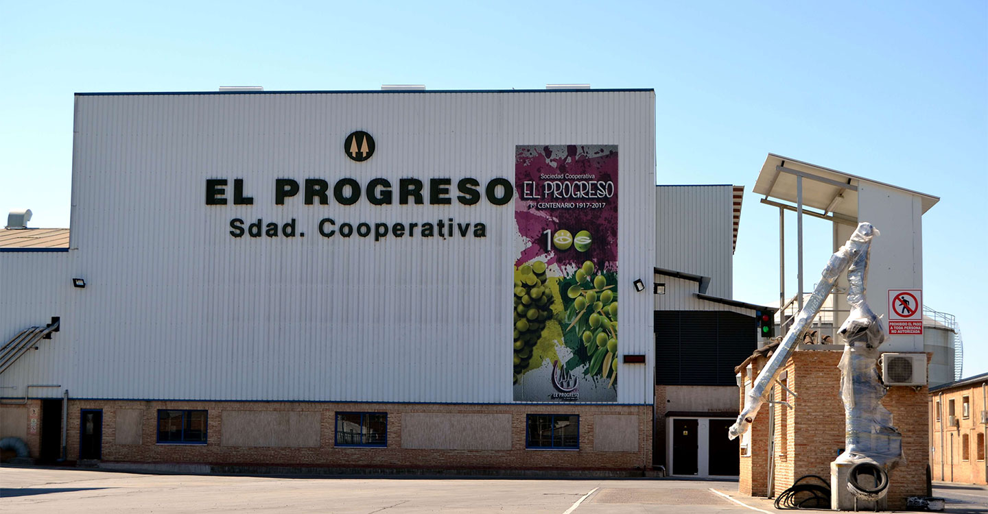 El Progreso de Villarrubia de los Ojos prevé el adelanto de la campaña de vendimia y la merma de la producción por sequía 