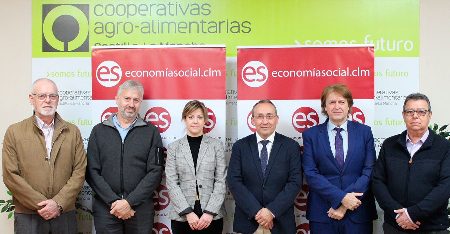 La Confederación de Asociaciones de Economía Social de Castilla-La Mancha traslada al PSOE sus propuestas para mejorar este modelo en la región