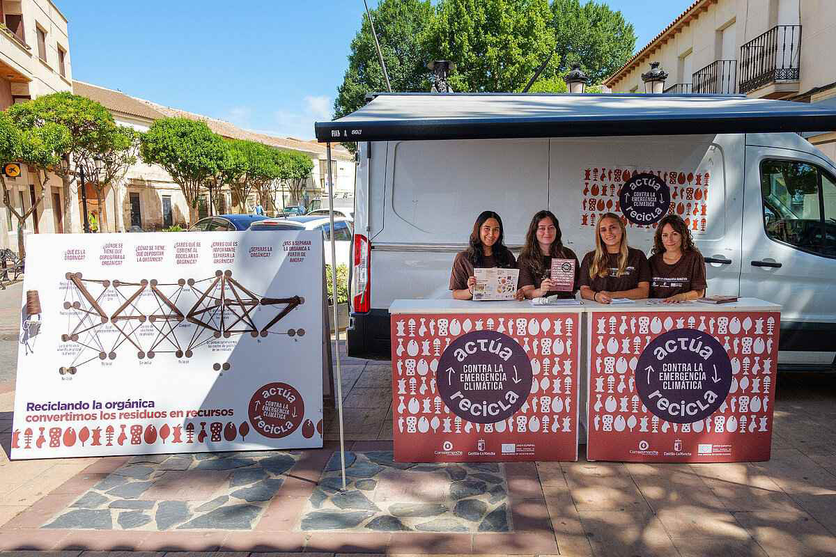 La campaña ‘Actúa-Recicla contra la emergencia climática’ llegó a Argamasilla de Alba