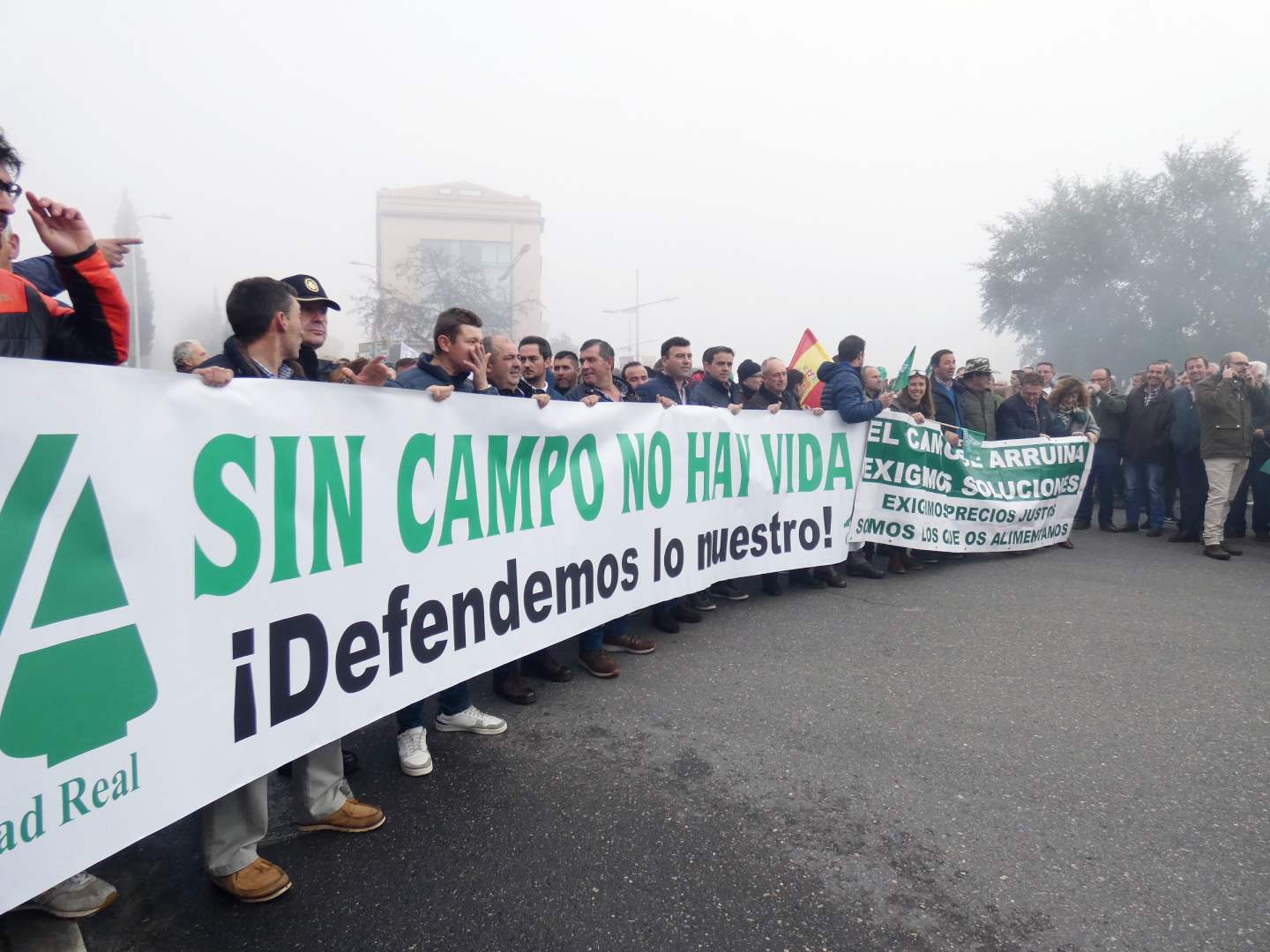 Alrededor de un millar de agricultores y ganaderos de Ciudad Real participarán en la movilización de este 26F en Madrid