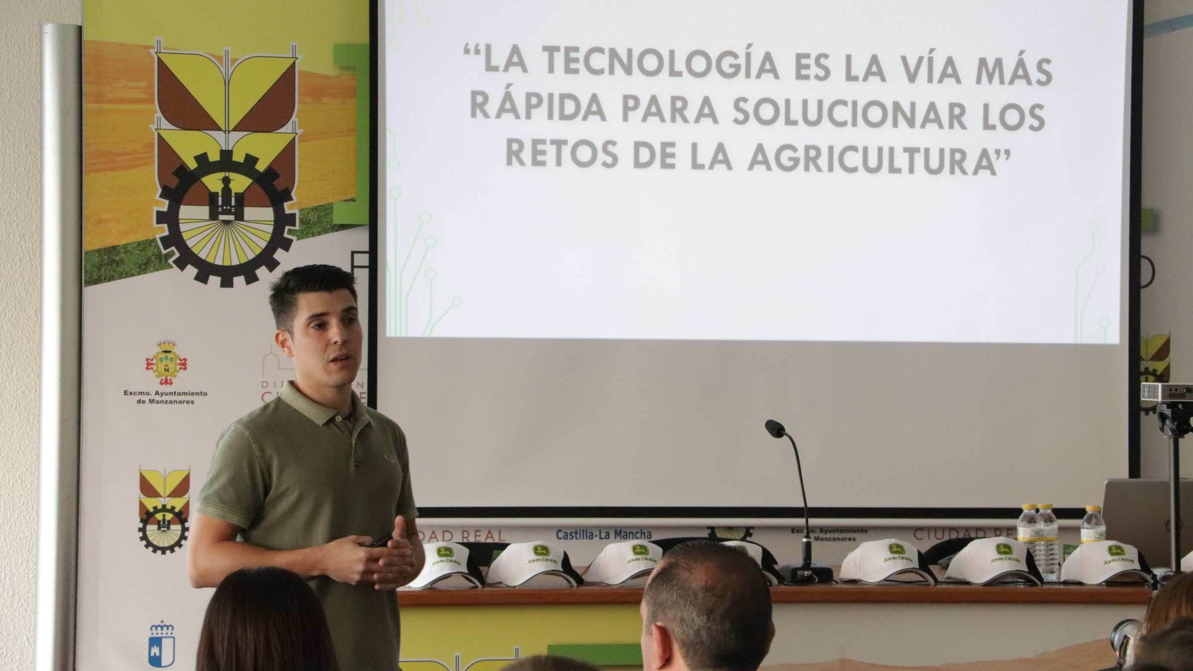 Agritrasa Autoagrícola inauguró el programa de conferencias técnicas de Fercam