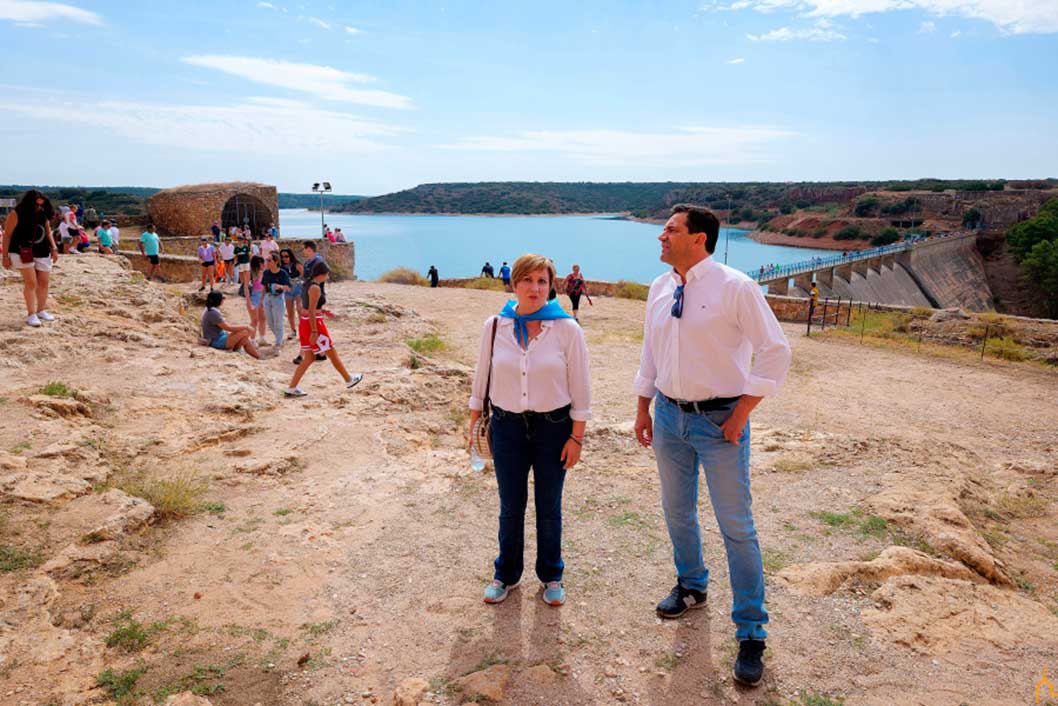  Argamasilla de Alba y La Solana celebran en torno a la Virgen de Peñarroya coincidiendo con el 825 aniversario del hallazgo de la imagen en el castillo 