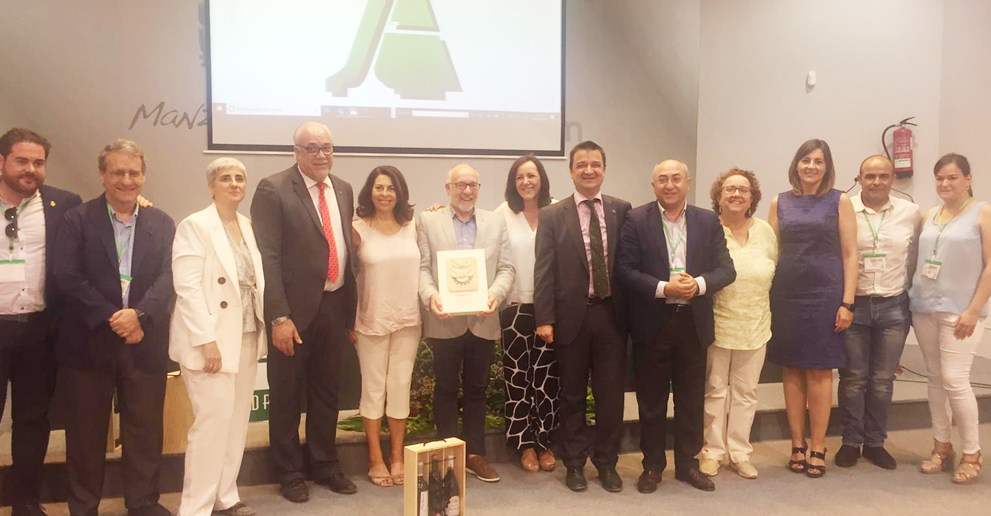 ASAJA recomienda a los empresarios agrarios tener en cuenta la jornada laboral efectiva para fichar en el campo