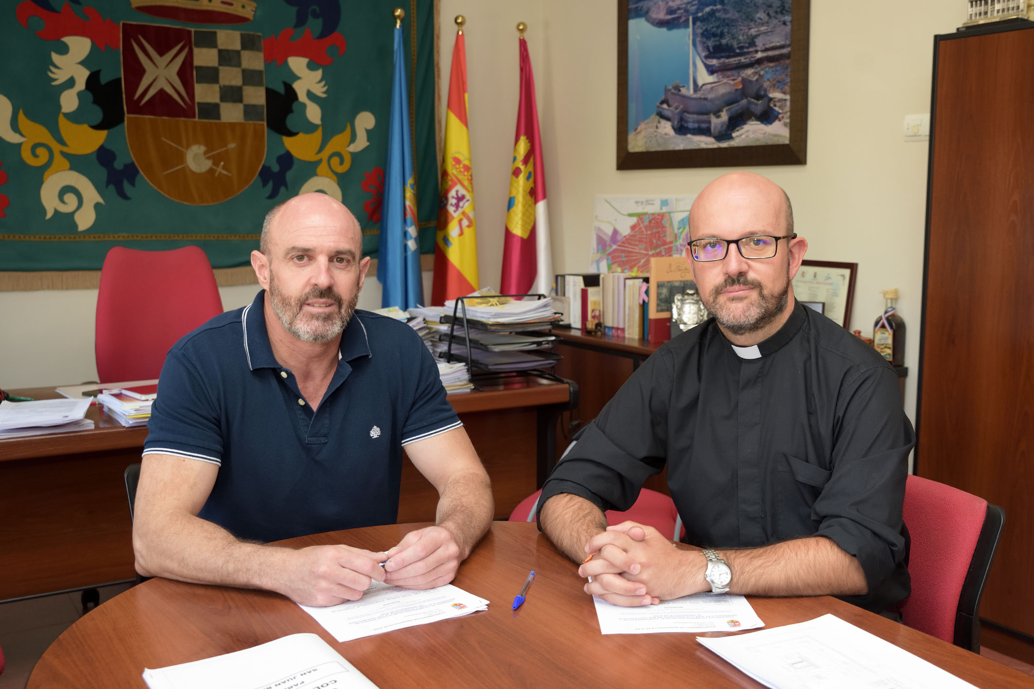 El Ayuntamiento de Argamasilla de Alba contribuye con 20.000 euros en la reforma de las entradas a la iglesia San Juan Bautista