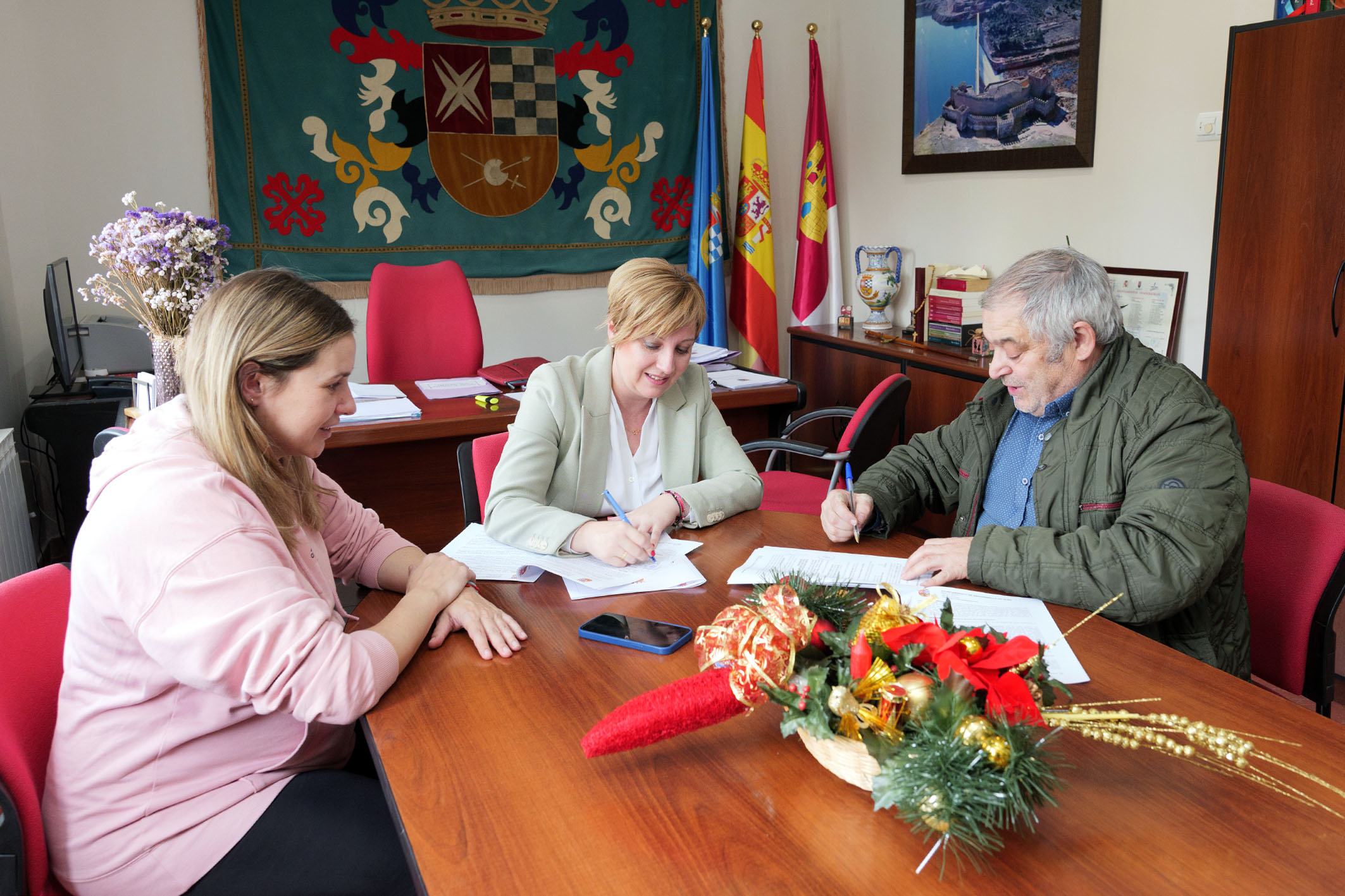 El Ayuntamiento y el Renacer Argamasilla renuevan el convenio de colaboración