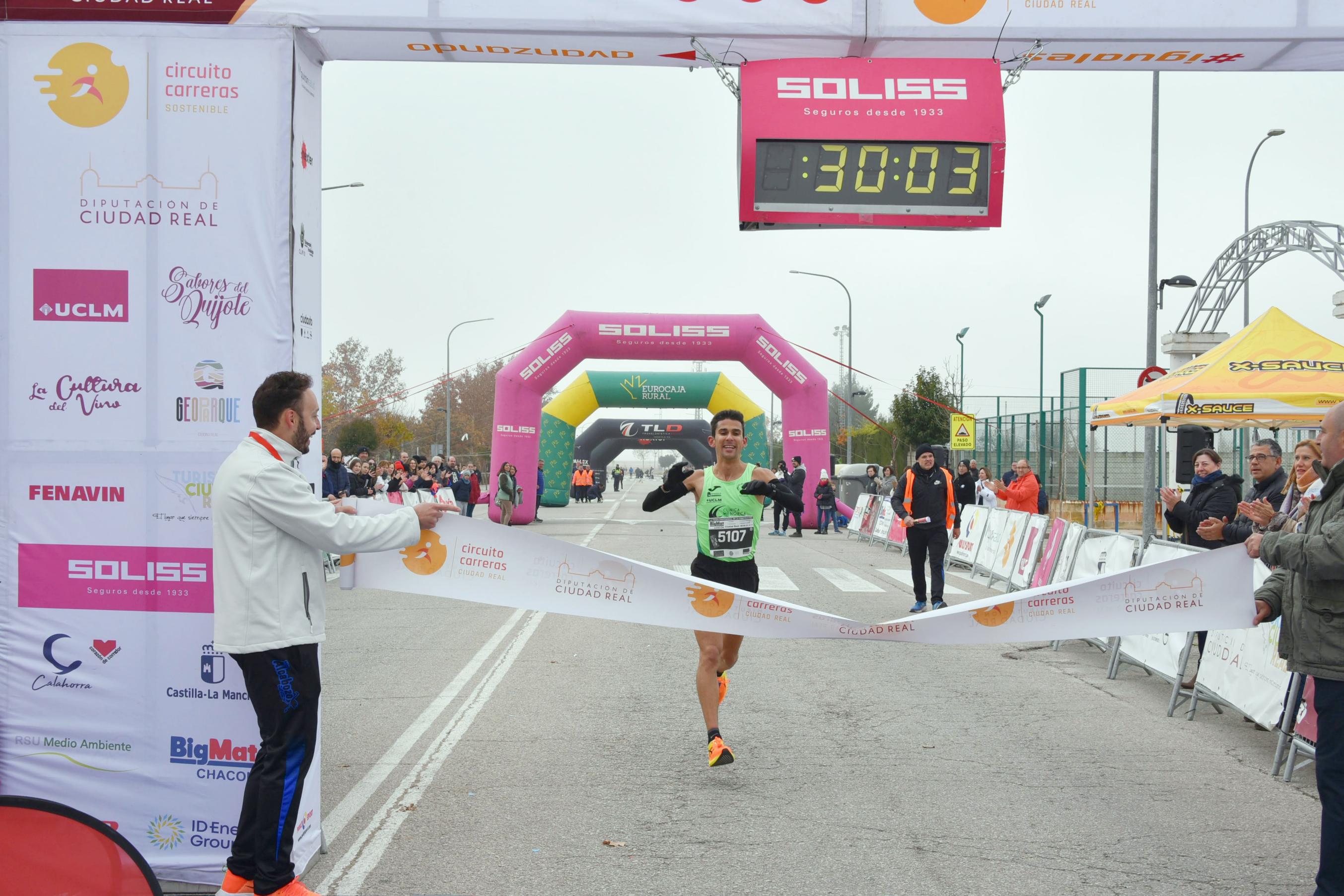 Victorias para Esther Jiménez de los Galanes y David Bascuñana en el 10K de Pedro Muñoz