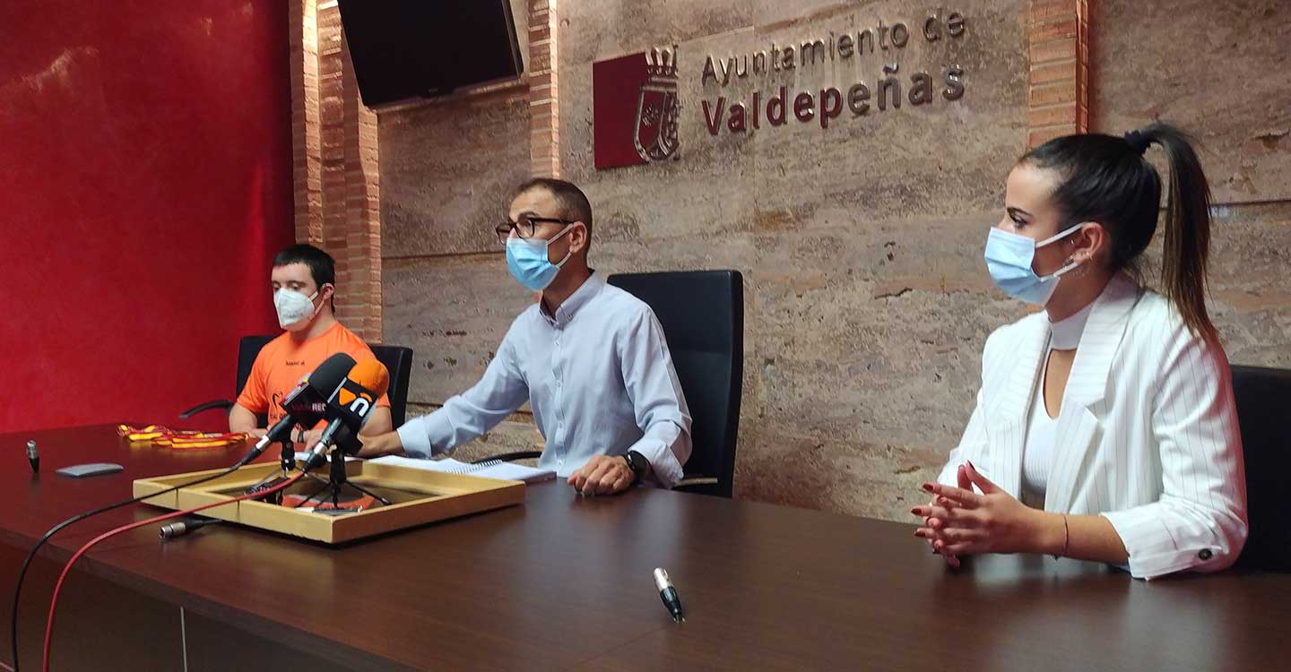 Valdepeñas beca a 85 deportistas locales con 15.000 euros