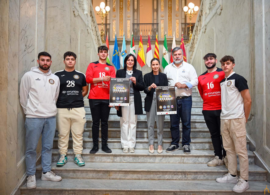 Milagros Calahorra, recibe al equipo Hyundai Agritrasa Alarcos que disputará el sector juvenil masculino nacional del Grupo F de balonmano en Ciudad Real 