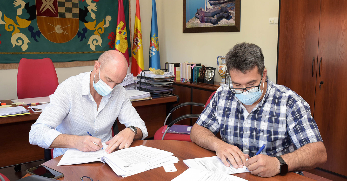 Firmado el contrato de concesión para la prestación del servicio de comedor escolar municipal