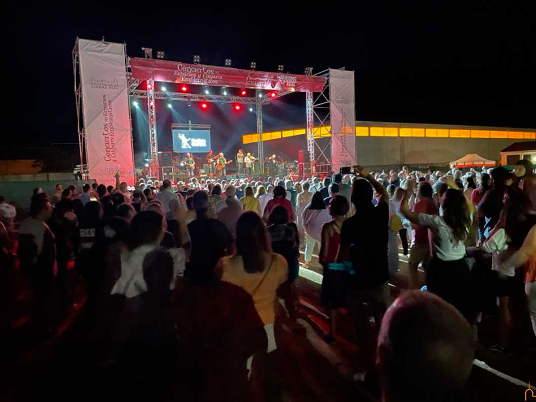  4.500 personas han disfrutado este fin de semana en Fernán Caballero y Villamanrique de los conciertos de la Diputación 