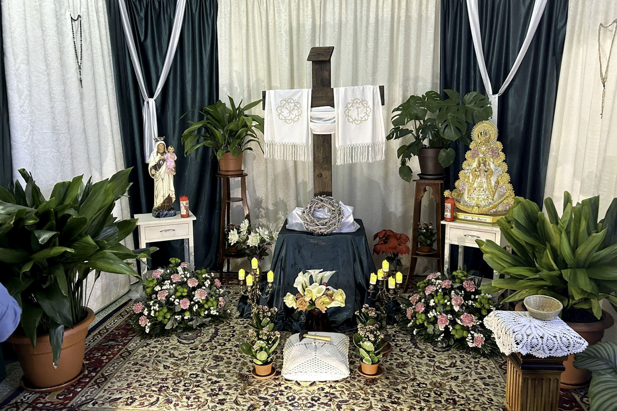 Argamasilla de Alba da la bienvenida a al mes de mayo con la inauguración de las Cruces de Mayo