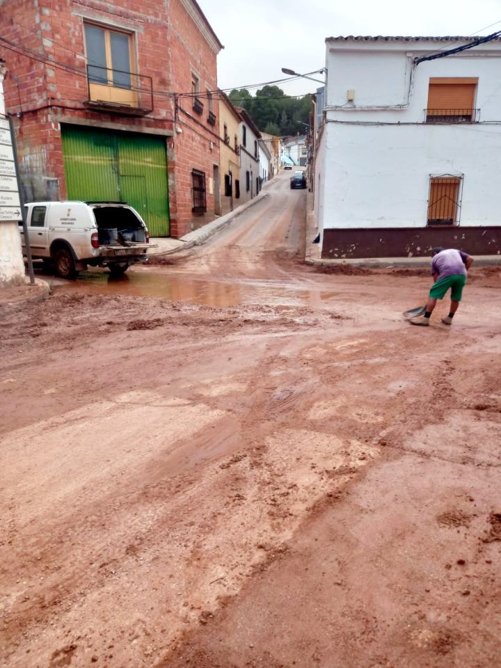 La Dana desborda el arroyo de la Retuerta y río Cañamares en Carrizosa, tras caer cerca de 60 litros en apenas media hora