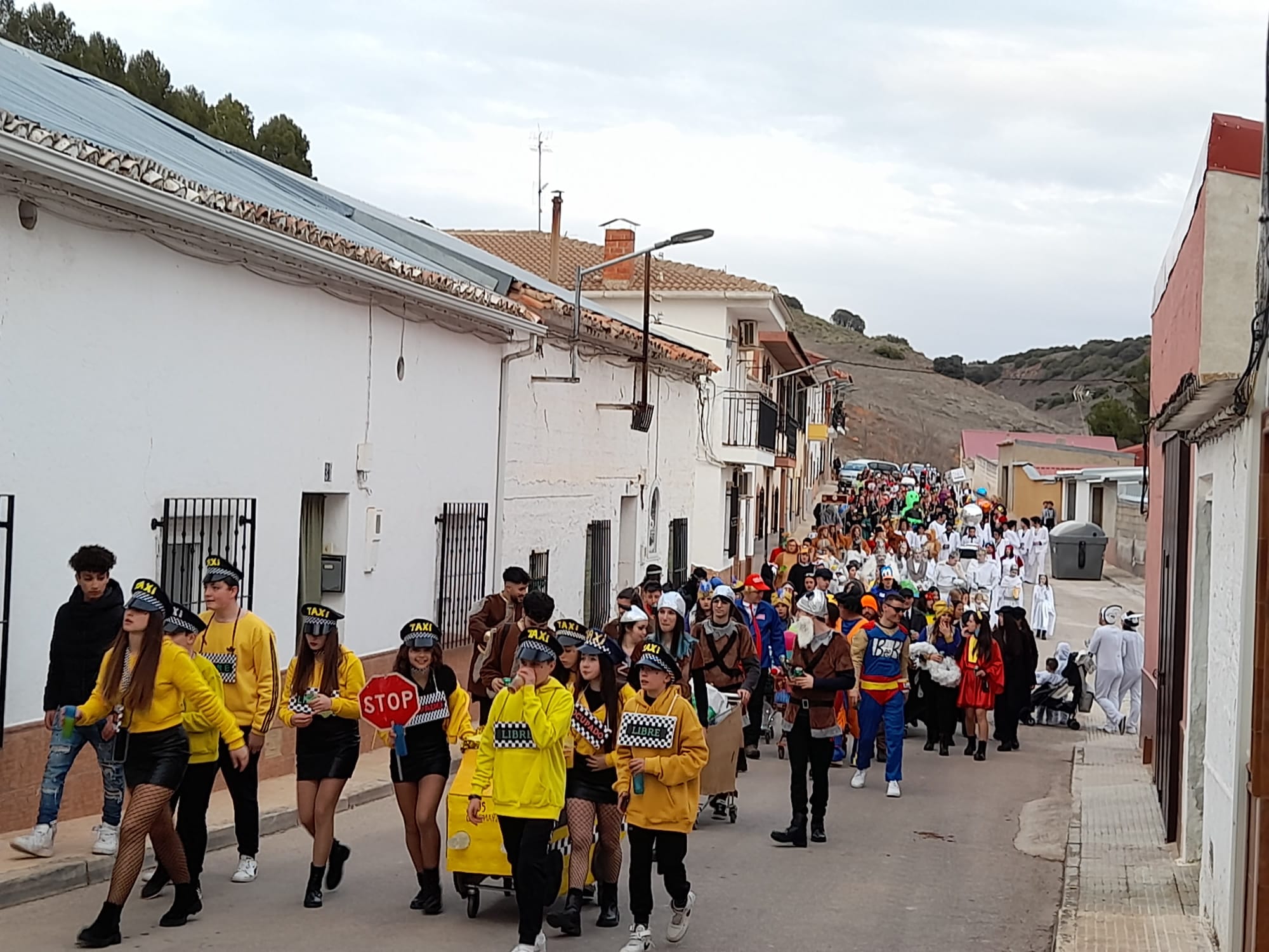 El Desfile de Disfraces del sábado, plato fuerte del Carnaval de Carrizosa, que reparte unos mil euros en premios