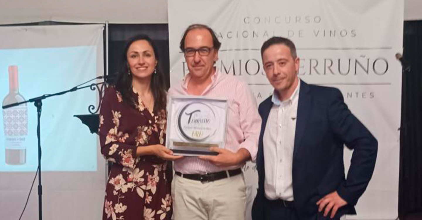 Dos vinos del Grupo Dcoop Vinos Baco medallas de oro y plata en los “Premios Terruño” 