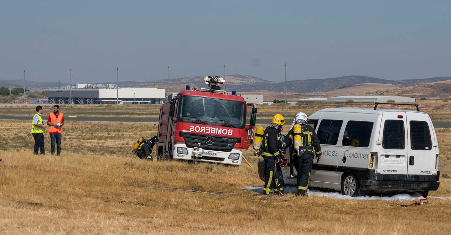 El Aeropuerto de Ciudad Real realiza un simulacro general de emergencia aérea