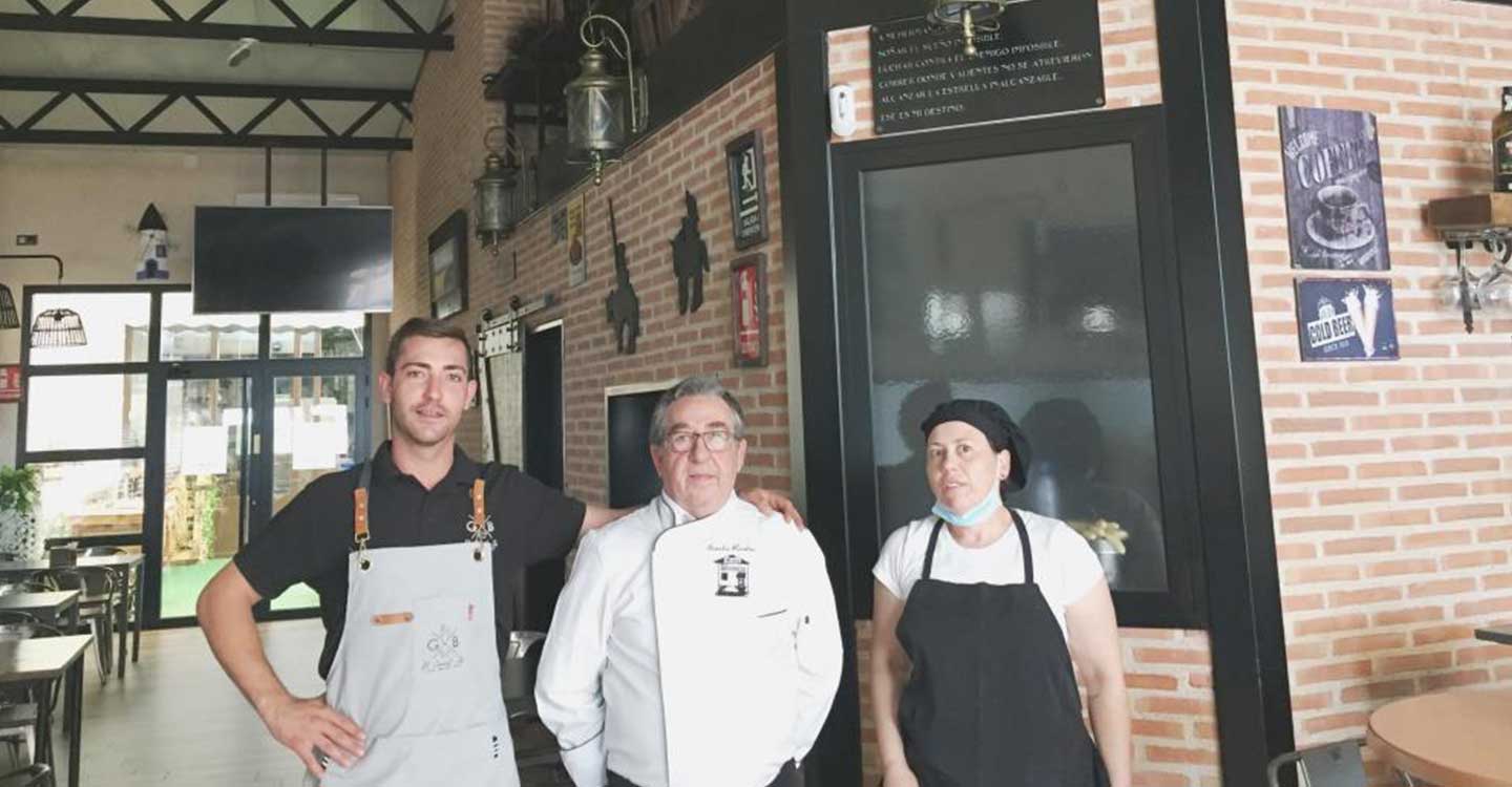 El restaurante El Bosque de Corral distinguido por la Academia de Gastronomía de Castilla -La Mancha