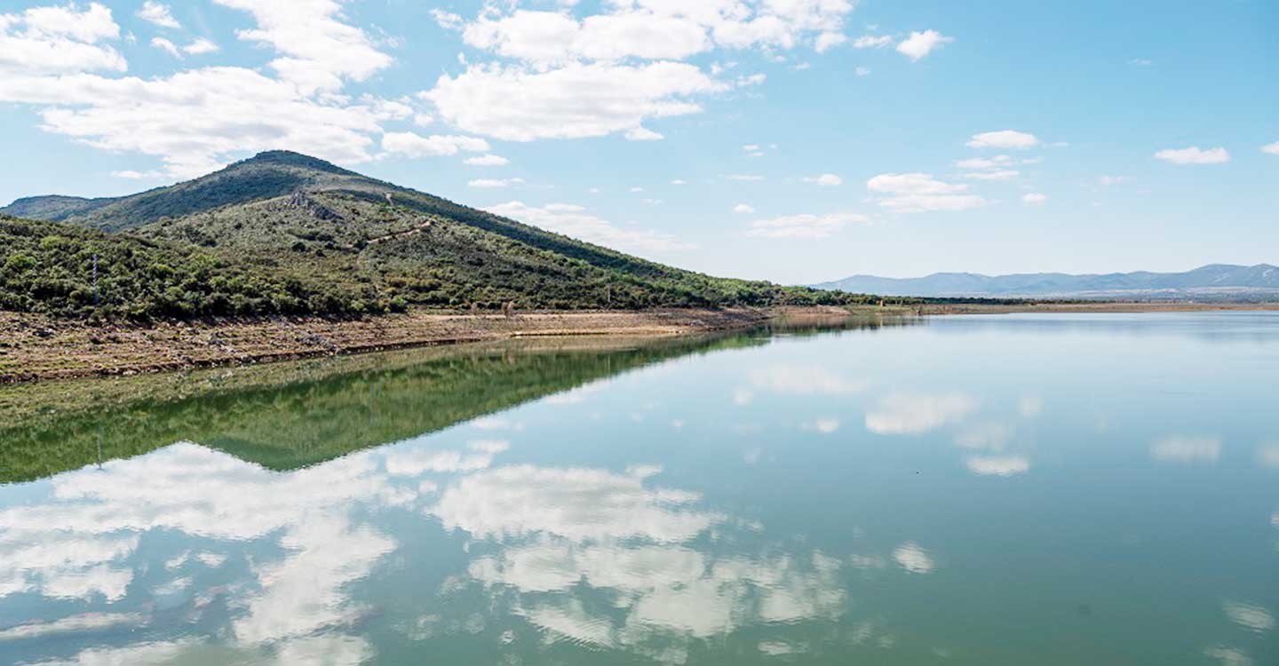 El Comité Permanente de la Comisión de Desembalse de la C.H.G. autoriza un trasvase de 2,5 hm³ desde el embalse de Torre de Abraham hasta el embalse de Gasset