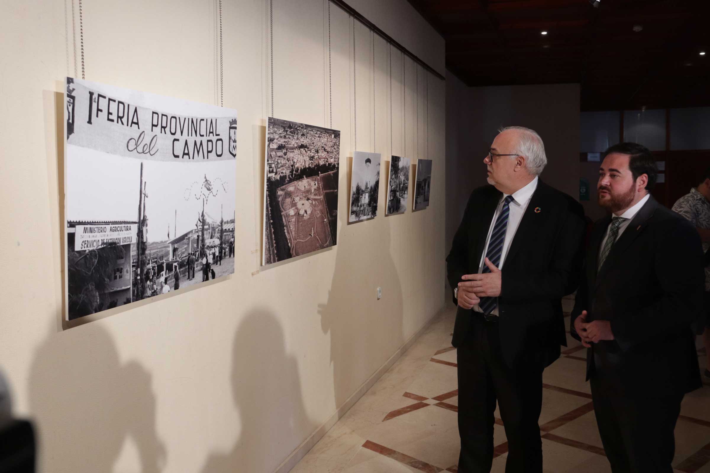 Fercam repasa su historia en una exposición fotográfica