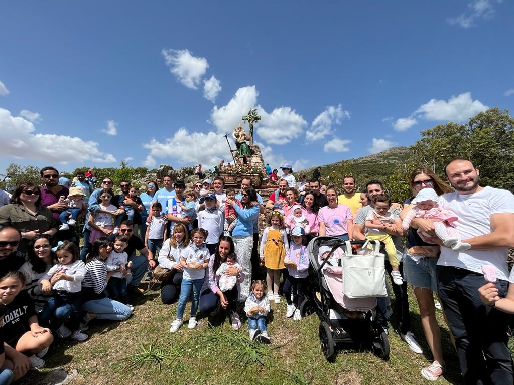 La Fiesta de la Cruz de Mayo, su romería más antigua, protagonizará la presencia de Villarrubia de los Ojos en FITUR