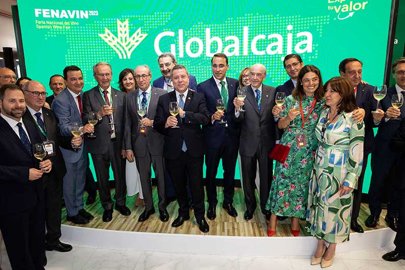 Globalcaja arropa al sector vitivinícola en una nueva edición de FENAVIN